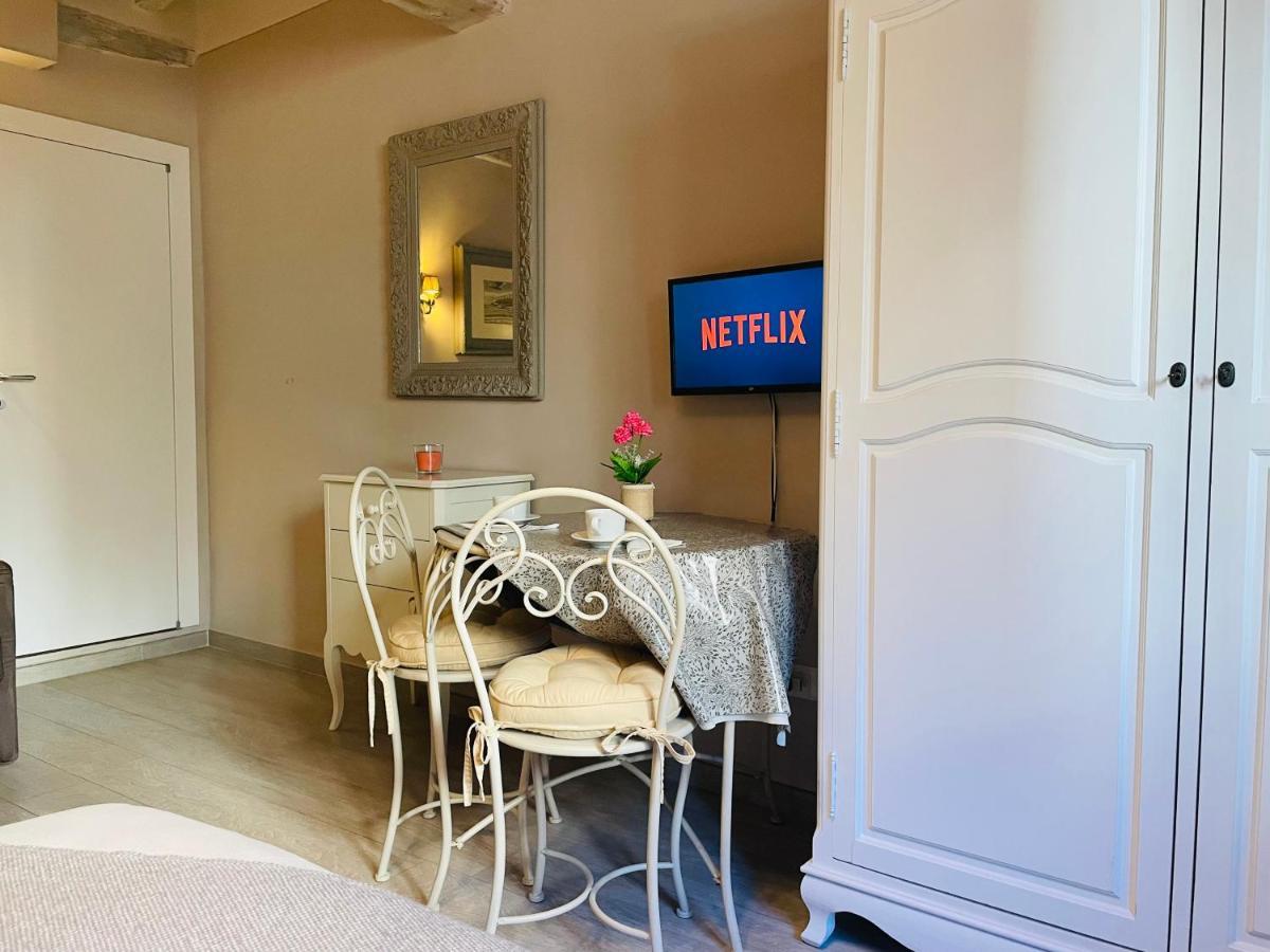 All'Interno Delle Mura Appartamento Con Wi-Fi E Netflix Lucca Ngoại thất bức ảnh